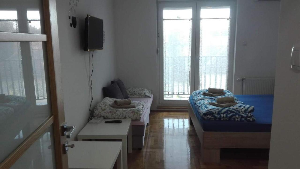 Appartamento Riva,Temerin Exterior foto